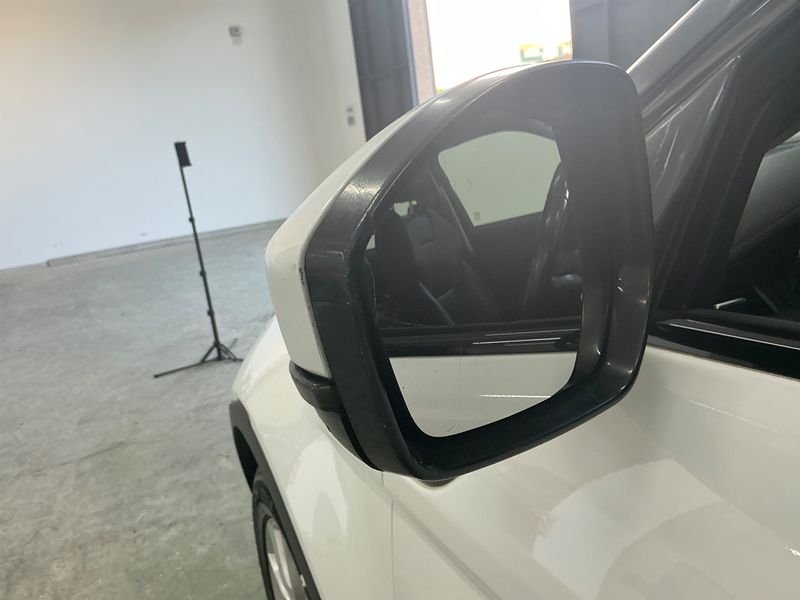 Land Rover Evoque 2.0 Td4 SE 2018 – снимка 27