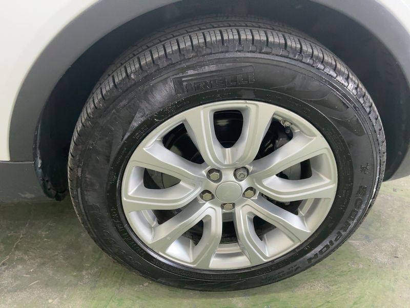 Land Rover Evoque 2.0 Td4 SE 2018 – снимка 11