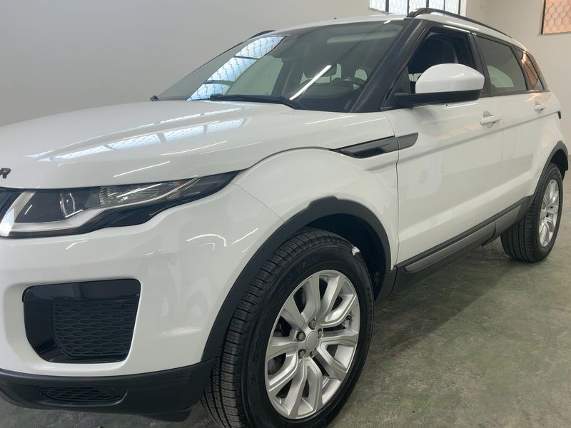Land Rover Evoque 2.0 Td4 SE 2018 – снимка 2