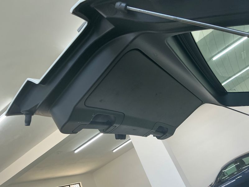 Land Rover Evoque 2.0 Td4 SE 2018 – снимка 26