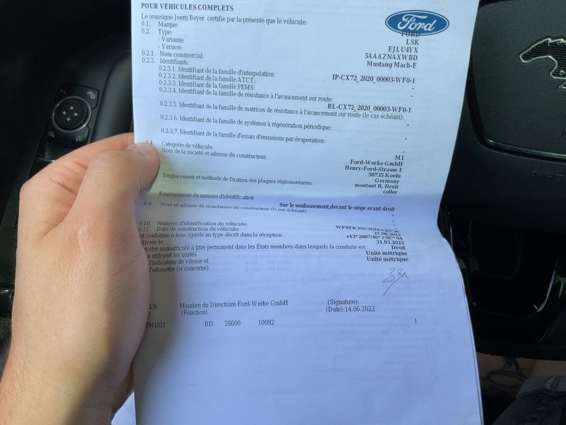 Ford Mustang Mach-E electric drive 258 kW Premium AWD 2022 – снимка 21