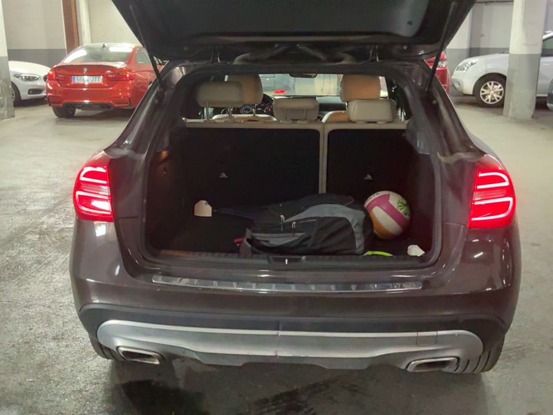 Mercedes-Benz GLA-Klasse GLA 220 d 4Matic Urban 2014 – снимка 15