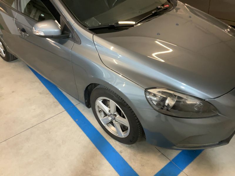 Volvo V40 2.0 D3 Kinetic 2015 – снимка 12