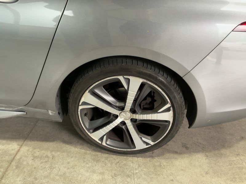 Peugeot 308 2.0 Blue-HDi GT Line 2015 – снимка 5