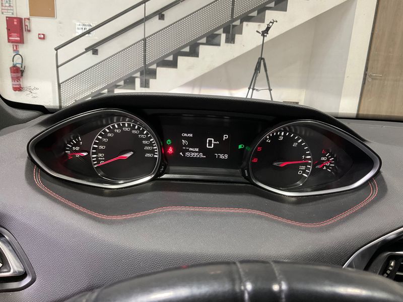 Peugeot 308 2.0 Blue-HDi GT Line 2015 – снимка 18