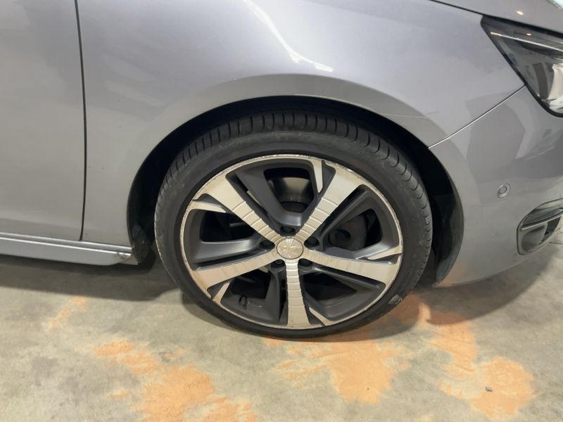 Peugeot 308 2.0 Blue-HDi GT Line 2015 – снимка 11