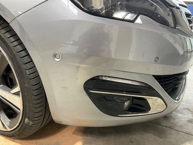 Peugeot 308 2.0 Blue-HDi GT Line 2015 – снимка 48