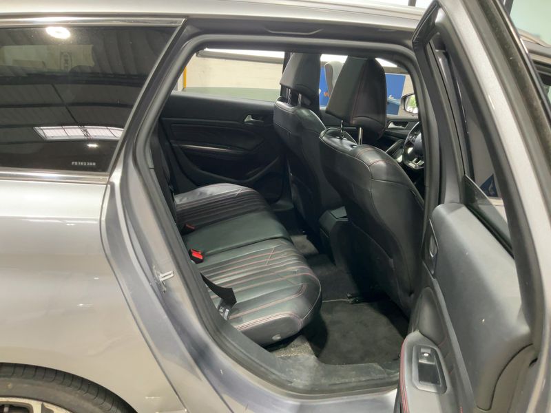 Peugeot 308 2.0 Blue-HDi GT Line 2015 – снимка 19