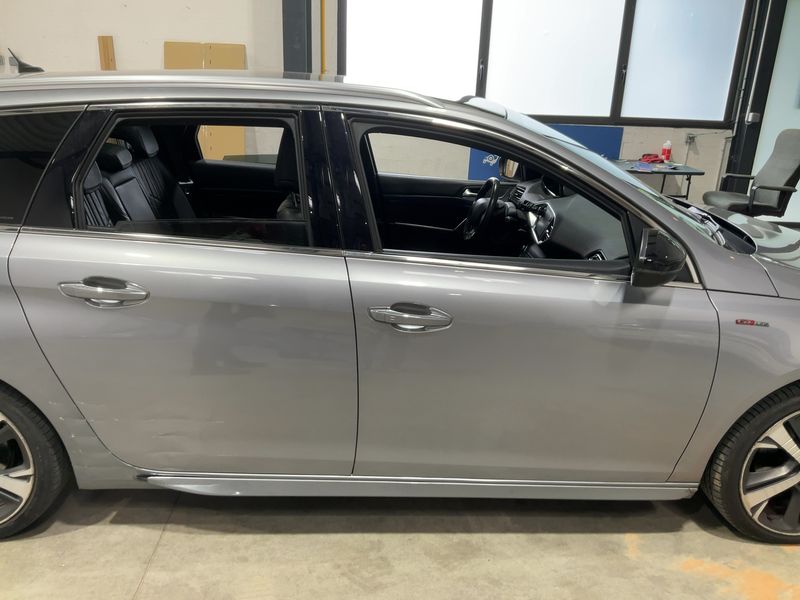 Peugeot 308 2.0 Blue-HDi GT Line 2015 – снимка 10