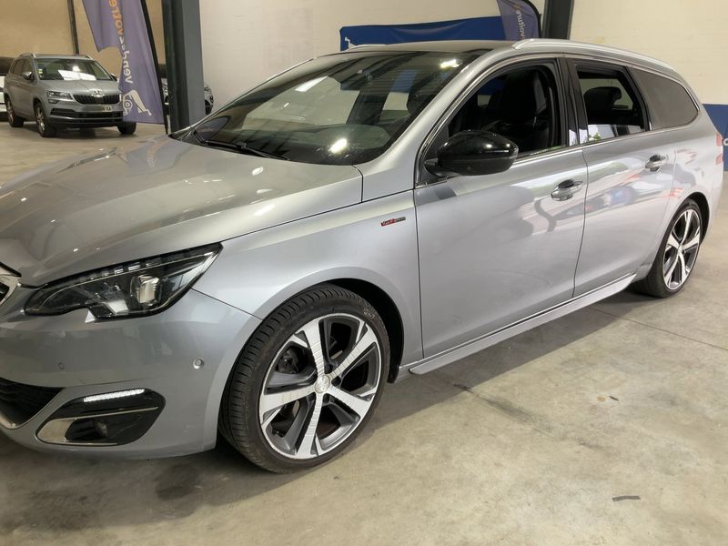 Peugeot 308 2.0 Blue-HDi GT Line 2015 – снимка 2