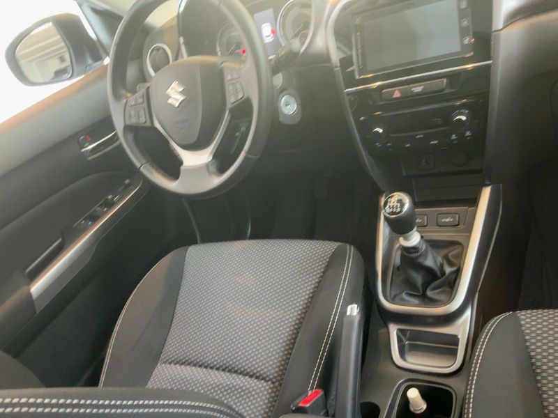 Suzuki Vitara 1.4 BoosterJet Mild-Hybrid Comfort 4x2 2020 – снимка 17