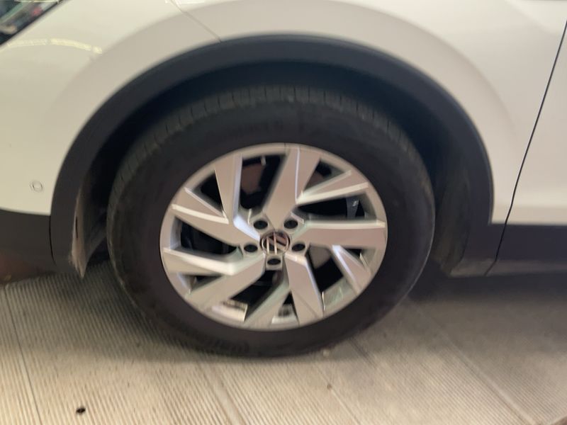 Volkswagen Tiguan 2.0 TDI Elegance 4Motion 2021 – снимка 3