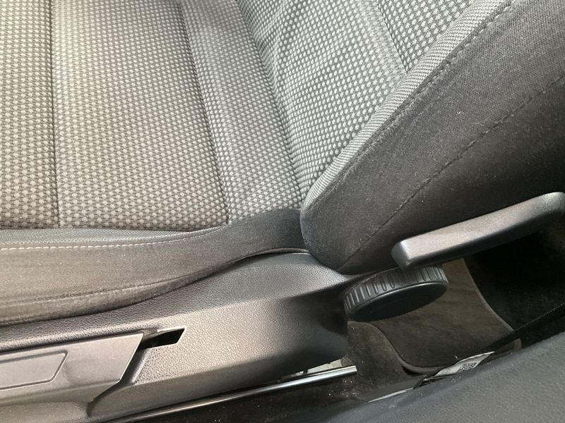 Volkswagen Golf VI 1.6 Comfortline 2009 – снимка 28