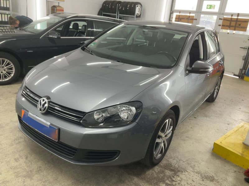 Volkswagen Golf VI 1.6 Comfortline 2009 – снимка 1