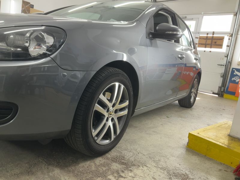 Volkswagen Golf VI 1.6 Comfortline 2009 – снимка 2