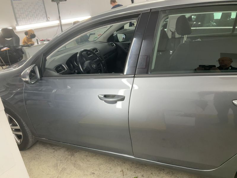 Volkswagen Golf VI 1.6 Comfortline 2009 – снимка 4