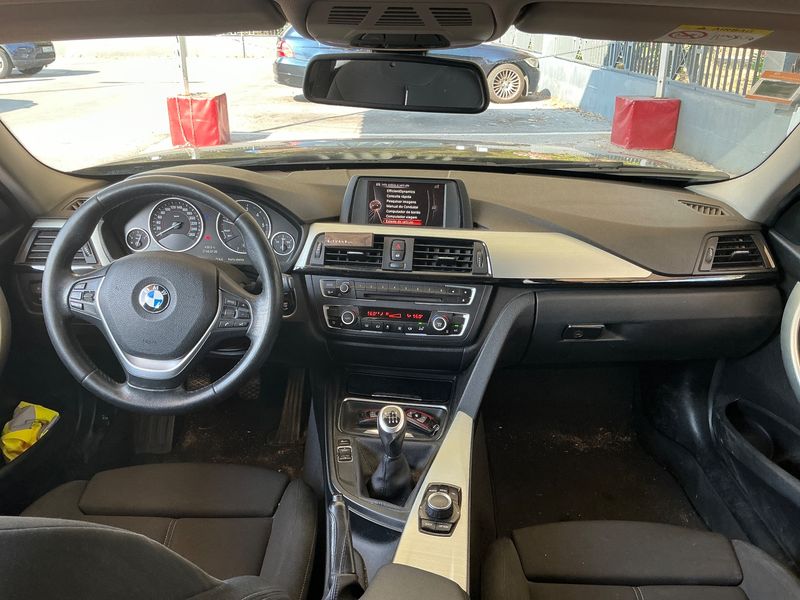 BMW 3er 318d 2015 – снимка 17