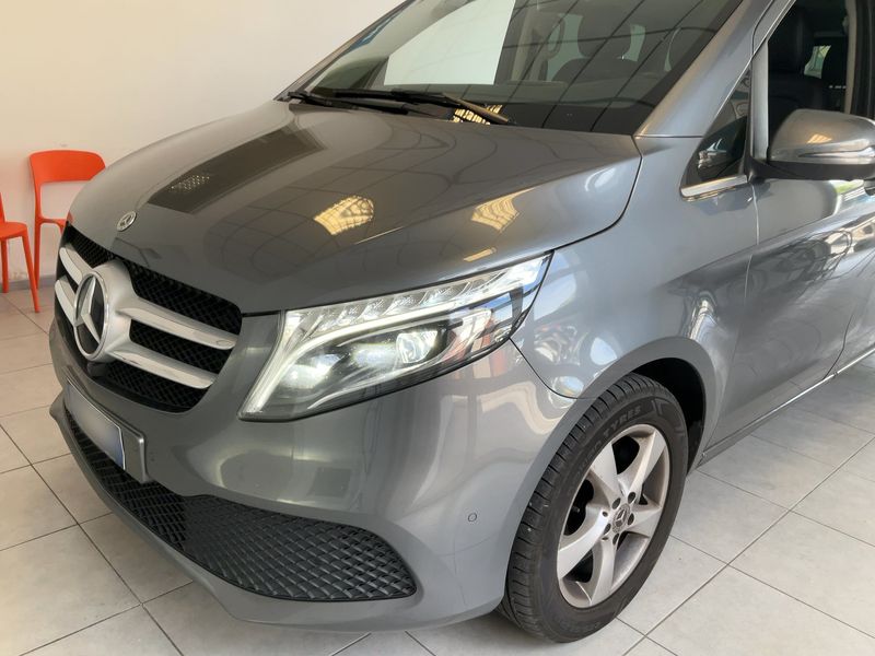 Mercedes-Benz V-Klasse V 250 d 4MATIC AVANTGARDE kompakt 2022 – снимка 2