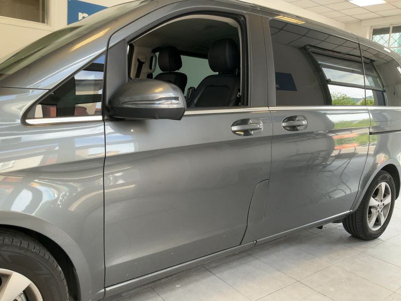 Mercedes-Benz V-Klasse V 250 d 4MATIC AVANTGARDE kompakt 2022 – снимка 4