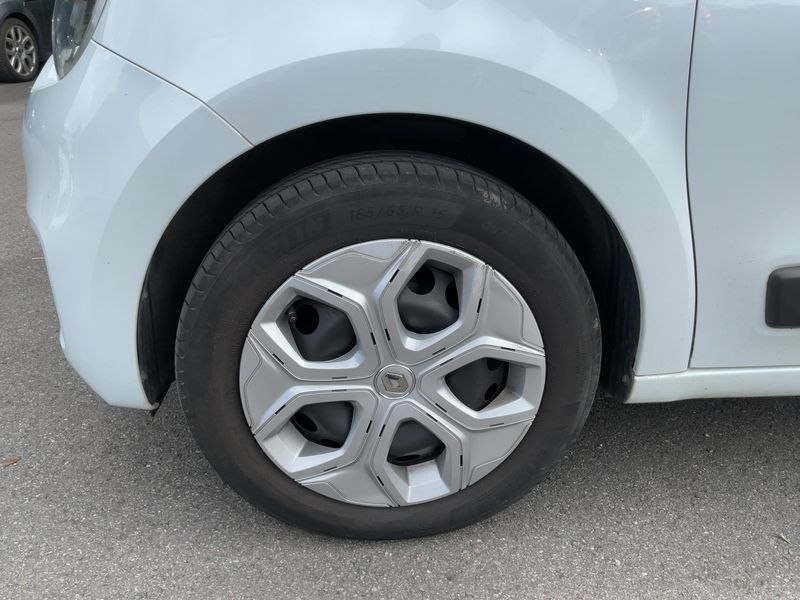 Renault Twingo 1.0 SCe Live 2019 – снимка 3