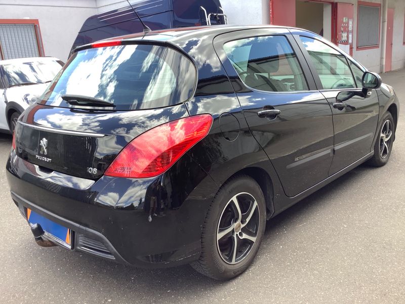 Peugeot 308 1.4 VTi Access 2011 – снимка 2