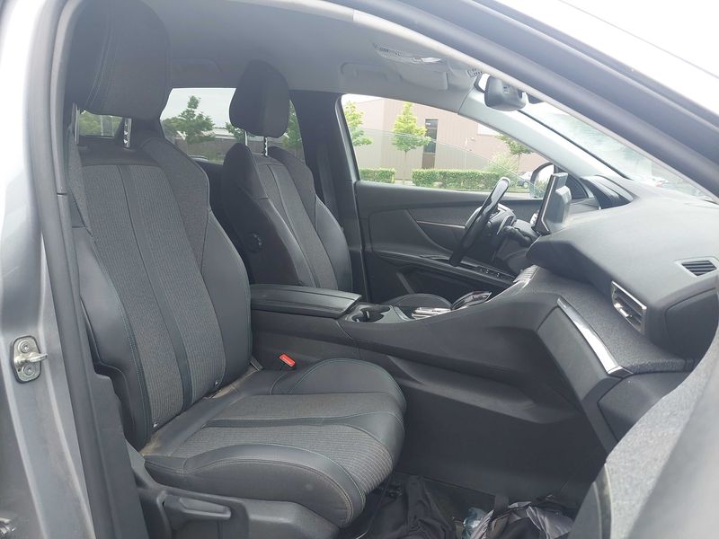 Peugeot 3008 1.5 Blue-HDi Allure Pack 2021 – снимка 10
