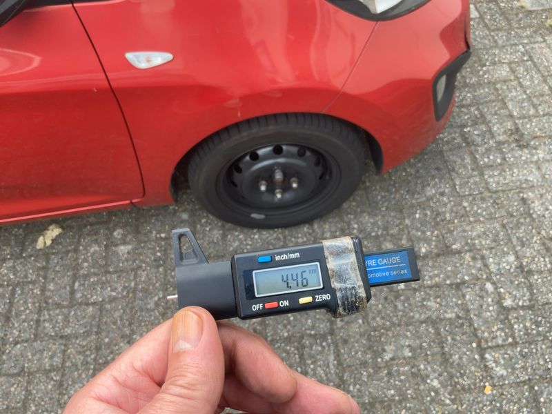 Kia Picanto 1.0 Attract 2014 – снимка 11
