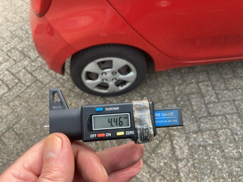 Kia Picanto 1.0 Attract 2014 – снимка 9