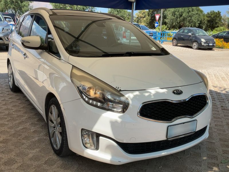 Kia Carens 1.7 CRDi High tech 2015 – снимка 12