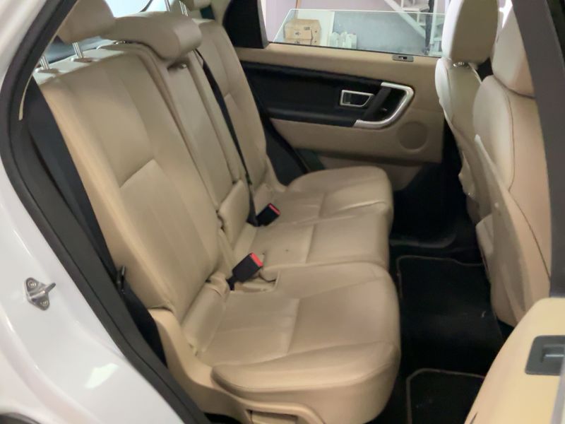 Land Rover Discovery Sport 2.0 Turbo HSE 2015 – снимка 19
