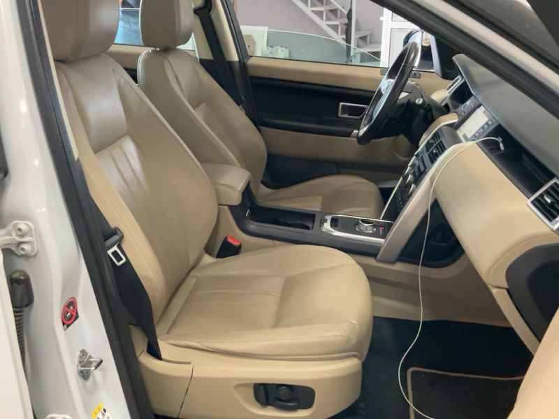 Land Rover Discovery Sport 2.0 Turbo HSE 2015 – снимка 16