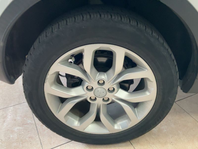Land Rover Discovery Sport 2.0 Turbo HSE 2015 – снимка 9