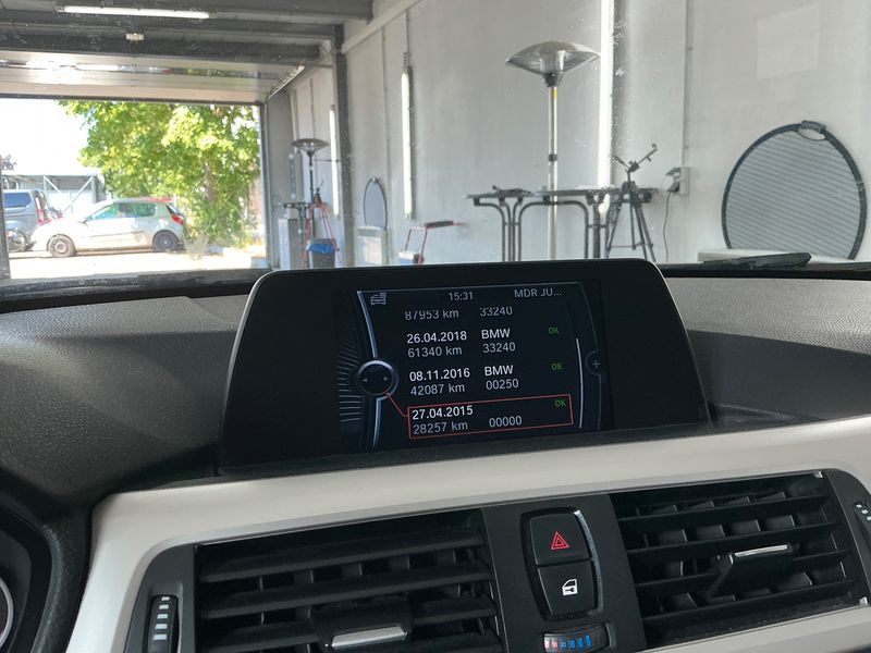 BMW 3er 320d 2013 – снимка 22