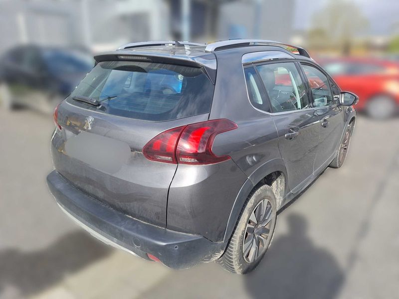 Peugeot 2008 1.2 PureTech Allure 2018 – снимка 5