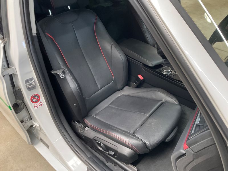 BMW 3er 320d xDrive 2015 – снимка 23