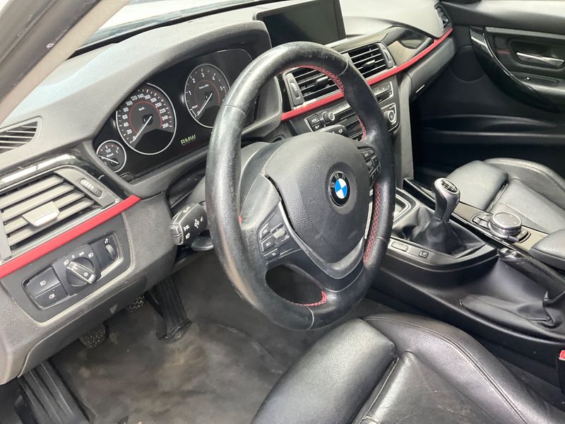 BMW 3er 320d xDrive 2015 – снимка 24