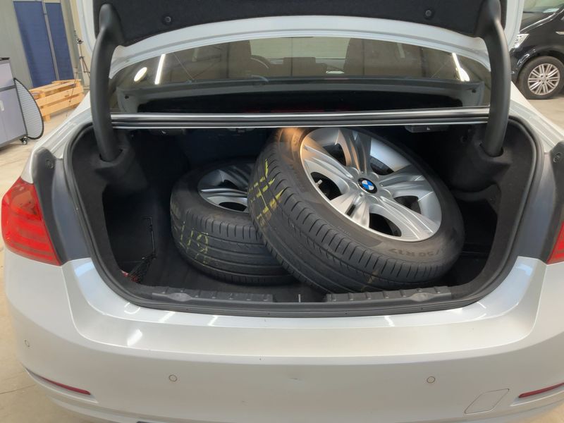 BMW 3er 320d xDrive 2015 – снимка 16