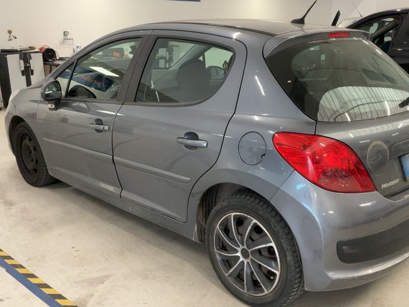 Peugeot 207 1.6 Sport 2009 – снимка 6