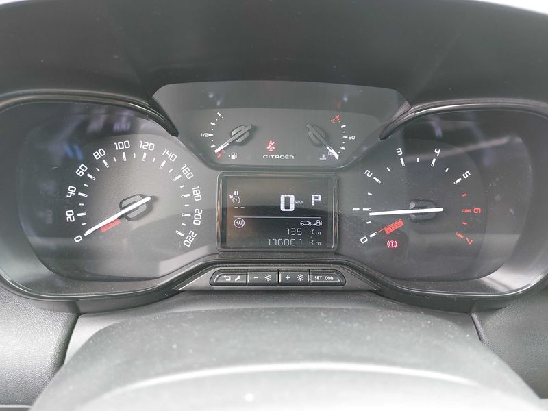 Citroen C3 Aircross 1.5 Blue-HDi Feel Pack Business 2021 – снимка 23