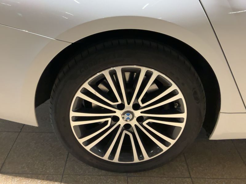 BMW 5er 520d xDrive Sport Line 2018 – снимка 9