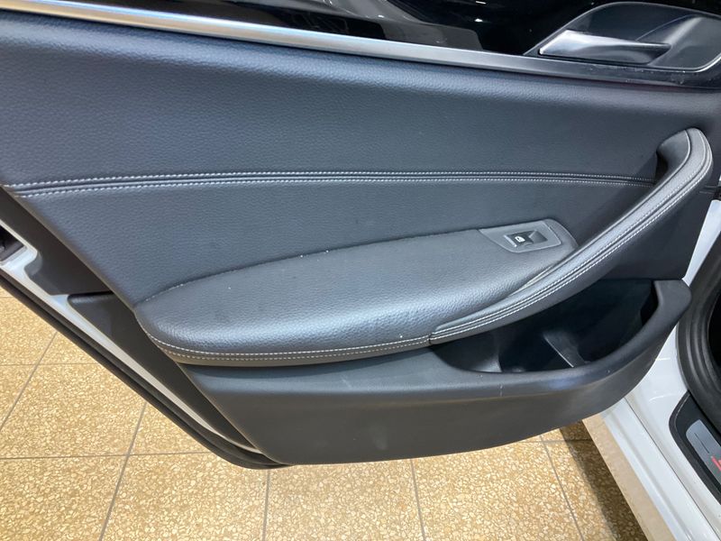 BMW 5er 520d xDrive Sport Line 2018 – снимка 23