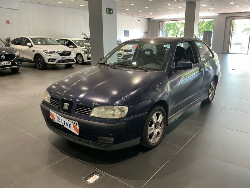 Seat Cordoba 1.9 TDI Sport 2001 – снимка 1