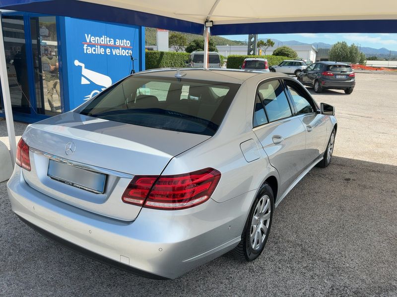 Mercedes-Benz E-Klasse E 200 CDI BlueTEC 2015 – снимка 8