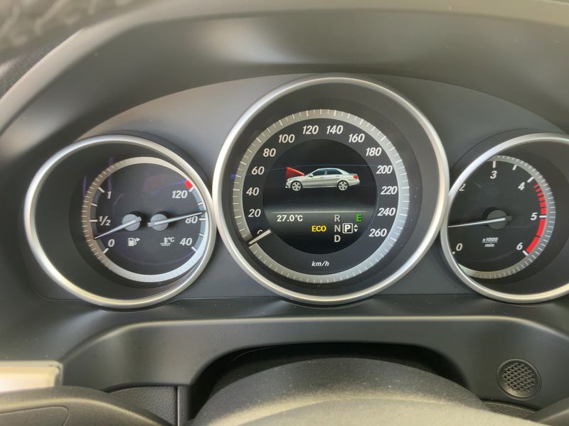 Mercedes-Benz E-Klasse E 200 CDI BlueTEC 2015 – снимка 18