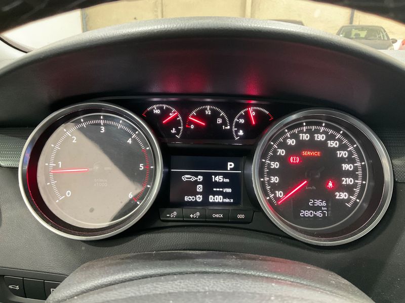 Peugeot 508 1.6 Blue-HDi Active Business 2016 – снимка 18