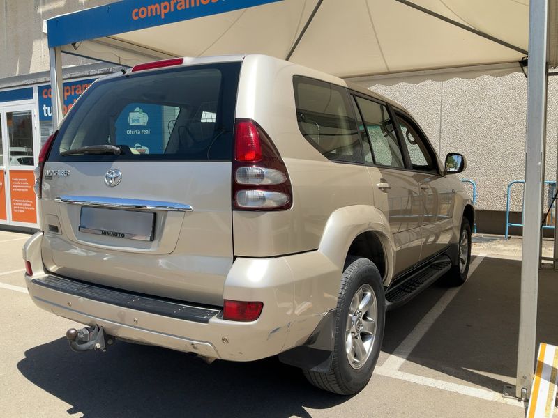 Toyota Land Cruiser 3.0 D-4D VX 2007 – снимка 8