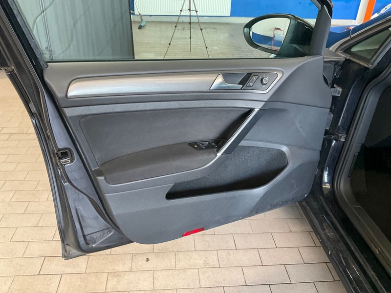 Volkswagen Golf VII 1.6 TDI Comfortline BlueMotion Tech 2012 – снимка 26