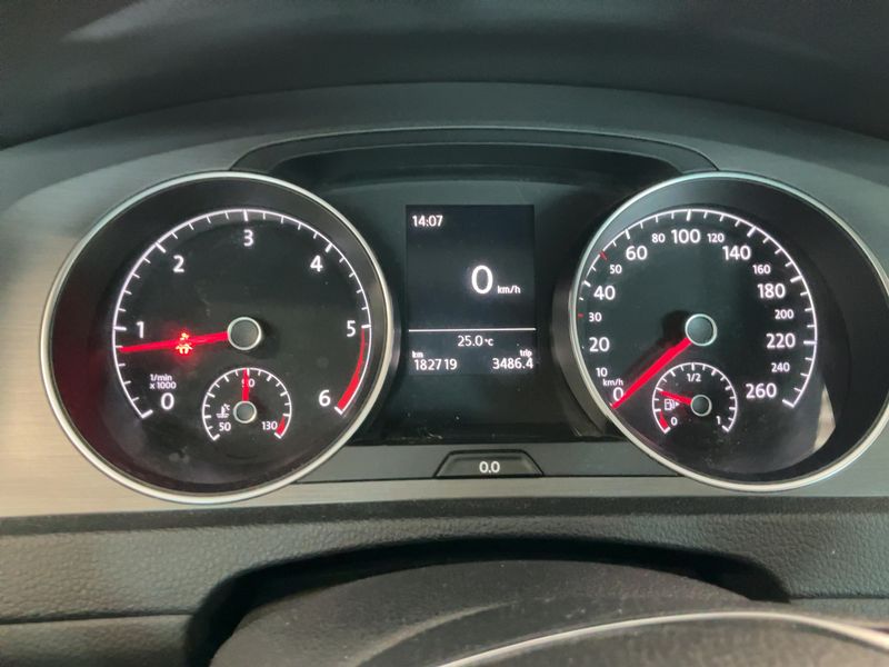 Volkswagen Golf VII 1.6 TDI Comfortline BlueMotion Tech 2012 – снимка 19