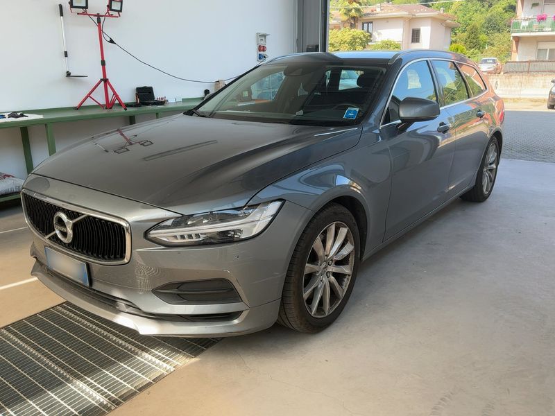 Volvo V90 2.0 D5 Momentum AWD 2018 – снимка 1