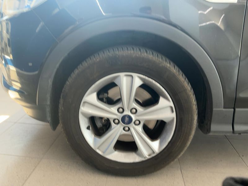 Ford Kuga 2.0 TDCi Plus 2016 – снимка 3